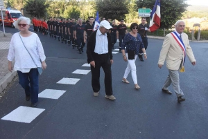 Dunières : la grande fête pour les trente ans du défilé des classes (vidéo)