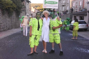 Dunières : la grande fête pour les trente ans du défilé des classes (vidéo)