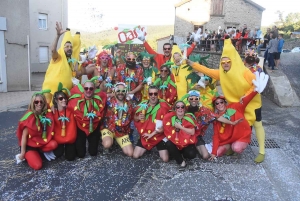 Dunières : la grande fête pour les trente ans du défilé des classes (vidéo)