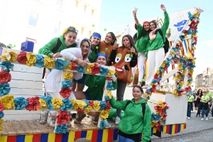 Yssingeaux : le Carnaval a retrouvé le public et le soleil (photos + vidéo)