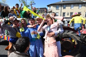 Yssingeaux : le Carnaval a retrouvé le public et le soleil (photos + vidéo)