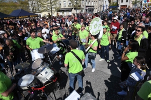 Yssingeaux : le Carnaval a retrouvé le public et le soleil (photos + vidéo)