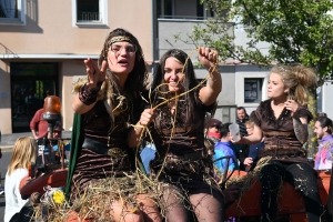 Yssingeaux : le Carnaval a retrouvé le public et le soleil (photos + vidéo)