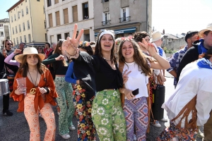 Yssingeaux : le Carnaval a retrouvé le public et le soleil (photos + vidéo)