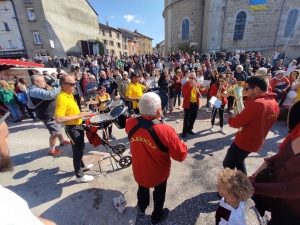 Yssingeaux : le Carnaval a retrouvé le public et le soleil (photos + vidéo)