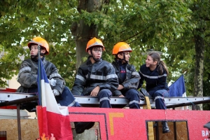 Bas-en-Basset : un corso tout feu tout flamme à la fête patronale (vidéo)