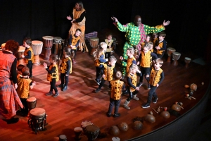 Les Villettes : un spectacle africain pour la soirée familiale de l&#039;école privée