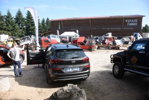 Bas-en-Basset : une armée de 4x4 autour de l&#039;Espace Fabro