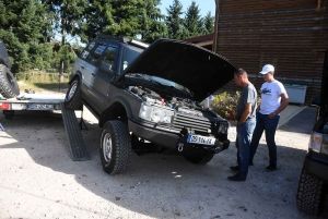 Bas-en-Basset : une armée de 4x4 autour de l&#039;Espace Fabro