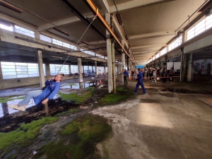 Yssingeaux : une dernière visite nostalgique de l&#039;usine AMV avant sa démolition