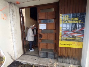 Yssingeaux : une dernière visite nostalgique de l&#039;usine AMV avant sa démolition