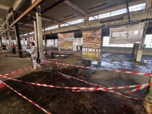 Yssingeaux : une dernière visite nostalgique de l&#039;usine AMV avant sa démolition