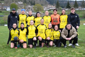 Foot, coupe féminine à 8 : Saint-Pierre-Eynac surclasse Saint-Pal-de-Mons en demi-finale