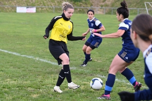 Foot, coupe féminine à 8 : Saint-Pierre-Eynac surclasse Saint-Pal-de-Mons en demi-finale