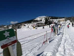 Le village des Estables prend un mètre de neige en quelques heures