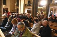 L&#039;église résonne des chants des choristes de la Maîtrise du Puy