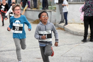 Saint-Julien-Chapteuil : 450 enfants et marcheurs pour lancer le Capito Trail 2021