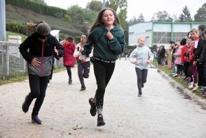 Yssingeaux : les écoliers de Jean-de-la-Fontaine à fond pour le Skippy Club