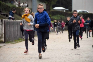 Yssingeaux : les écoliers de Jean-de-la-Fontaine à fond pour le Skippy Club