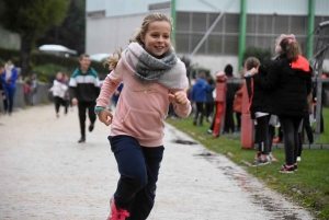 Yssingeaux : les écoliers de Jean-de-la-Fontaine à fond pour le Skippy Club