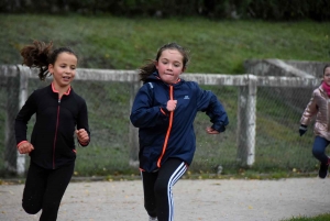 Yssingeaux : les écoliers de Jean-de-la-Fontaine à fond pour le Skippy Club