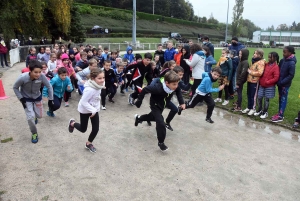 Yssingeaux : les écoliers de Jean-de-la-Fontaine à fond pour le Skippy Club