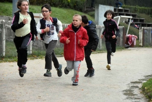 Yssingeaux : les écoliers de Jean-de-la-Fontaine à fond pour le Skippy Club