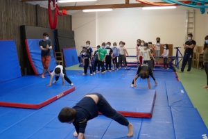 Du cirque à l’école publique de la Chapelle-d’Aurec