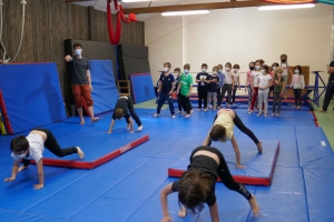 Du cirque à l’école publique de la Chapelle-d’Aurec