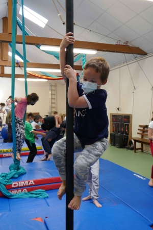 Du cirque à l’école publique de la Chapelle-d’Aurec