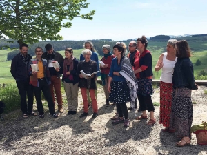 Fay-sur-Lignon : joyeuse alchimie pour la 3e rando chantante de la Caravelle