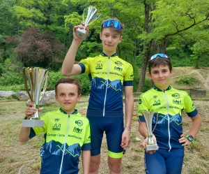 VTT : trois podiums pour Montfaucon à Chambéry