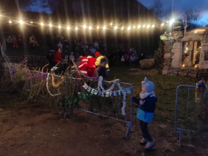 Retournac : une crèche bien vivante au château d&#039;Artias