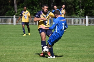 Foot, CDF : un doublé d&#039;Elian Tack qualifie Sucs et Lignon contre Chadrac