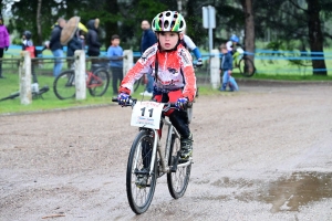 VTT à Sainte-Sigolène : la course des U9 en photos