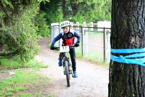 VTT à Sainte-Sigolène : la course des U9 en photos