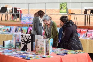 Sainte-Sigolène : 1500 livres en expo-vente ce week-end à la salle polyvalente