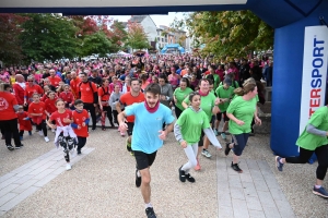 Yssingeaux : environ 1 300 participants pour la Course des poulettes (vidéo)