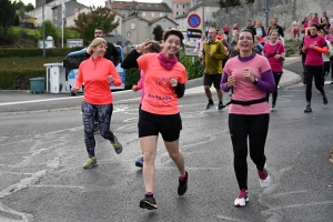 Yssingeaux : environ 1 300 participants pour la Course des poulettes (vidéo)