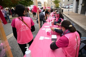 Yssingeaux : environ 1 300 participants pour la Course des poulettes (vidéo)