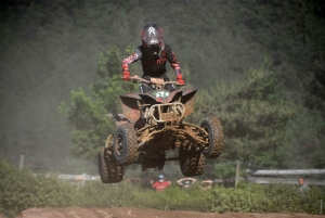 Yssingeaux : 176 pilotes et des poussières au motocross (photos)