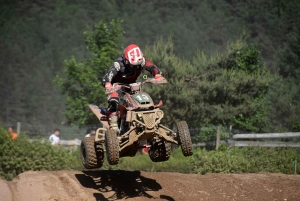 Yssingeaux : 176 pilotes et des poussières au motocross (photos)