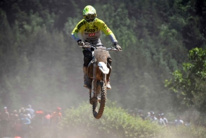 Yssingeaux : 176 pilotes et des poussières au motocross (photos)