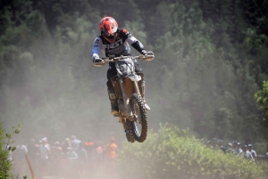 Yssingeaux : 176 pilotes et des poussières au motocross (photos)