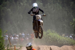 Yssingeaux : 176 pilotes et des poussières au motocross (photos)