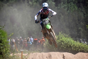 Yssingeaux : 176 pilotes et des poussières au motocross (photos)