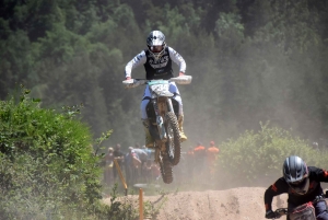 Yssingeaux : 176 pilotes et des poussières au motocross (photos)