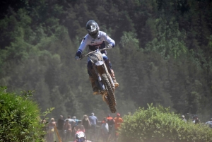 Yssingeaux : 176 pilotes et des poussières au motocross (photos)