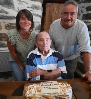 Saint-Julien-Chapteuil : Charles Guimard a fêté ses 104 ans