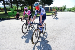 Tout roule pour le départ du Critérium du Dauphiné à Monistrol-sur-Loire (vidéo)